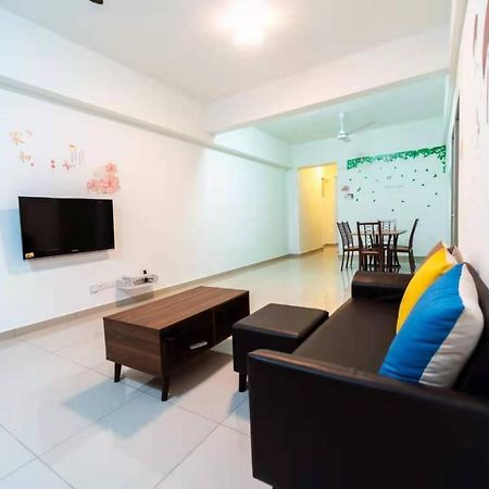 Star Light Homestay 19@ The Venus Ситиаван Экстерьер фото